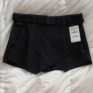 Zara skort